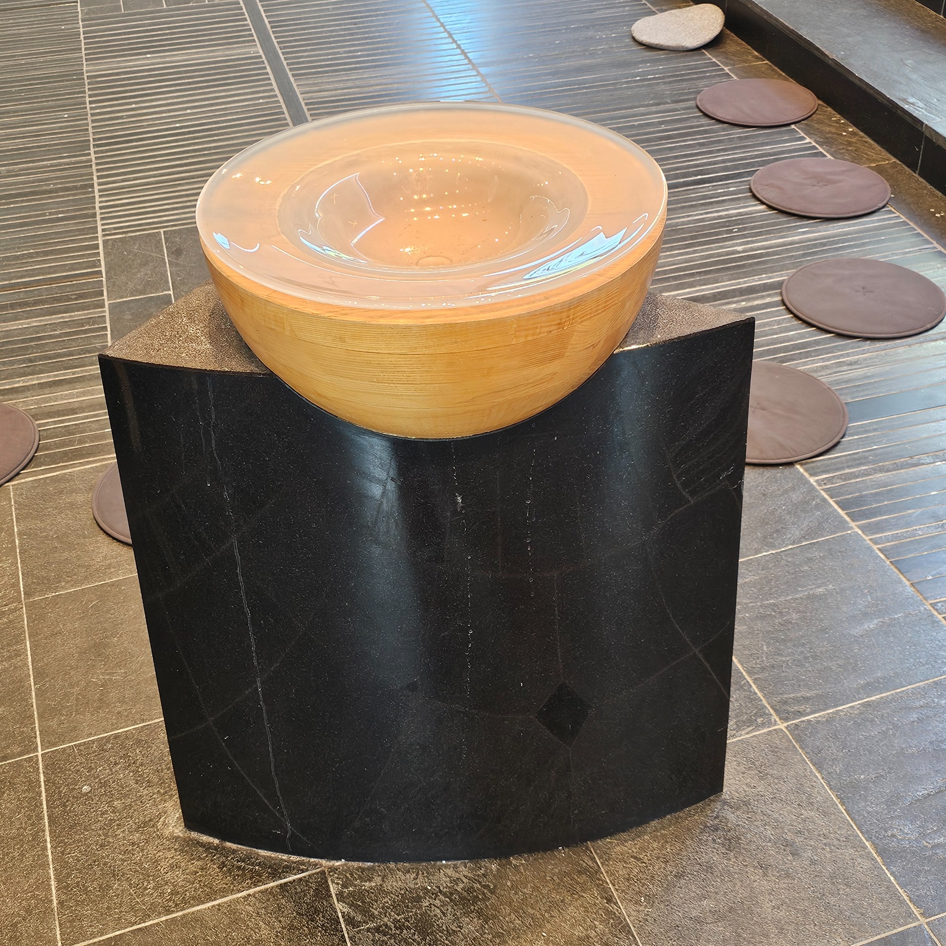 Døpefontenen
